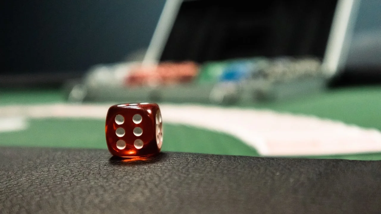 Lucky8 hỗ trợ người chơi Việt Nam bằng cách nào?